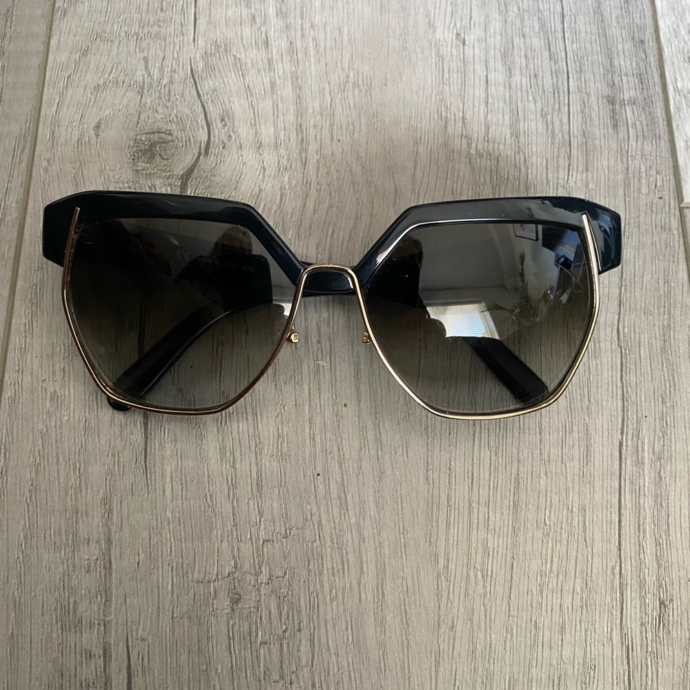 Chloe Dafne Oversized Sunglasses